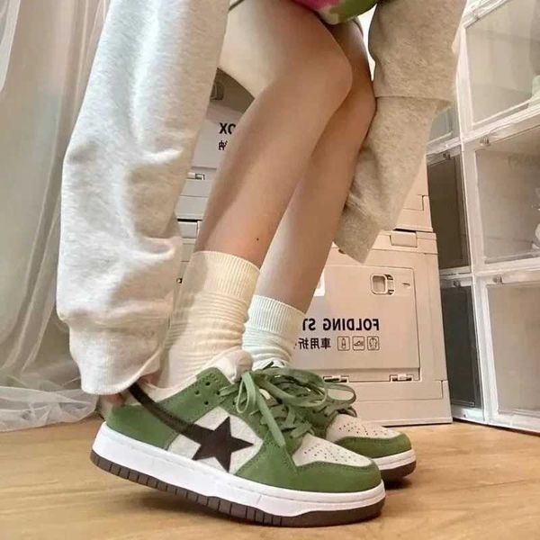 New Fashion Wens Low-Top Vcani Shoes Retro Street Hip Hop Skateboarding Shoes Wens Breathable Sneakers Couples Shoes Z250117