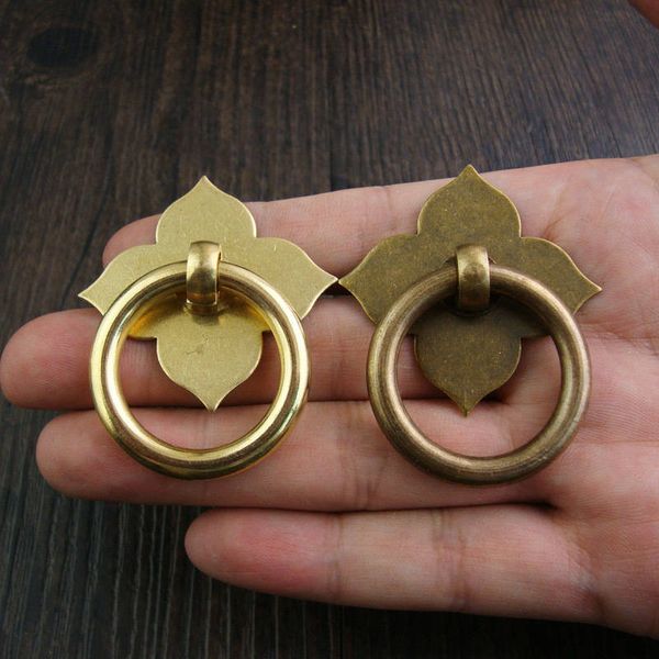 XIPEIYI Brass Leaf Shape Retro Drawer Pulls Kitchen Door Handle and Knobs Bronze Cabinet Hardware Ancient Furniture Door Knocker