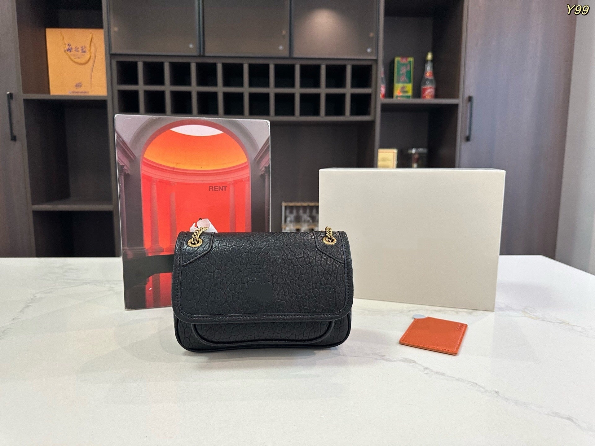 A556-AAA Small Fresh Lily Flower Cosmetic Bag - Portable Travel Skin Care Storage