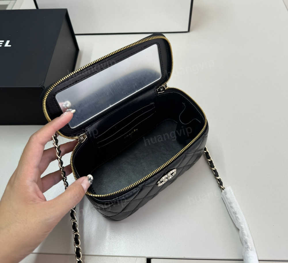 Evening Bags Womens Vanity Box Designer Cosmetic Bags Top Handle Totes woc Quilted Matelasse Chain Crossbody Bag Shoulder Handbag cc Caid Lipstick H