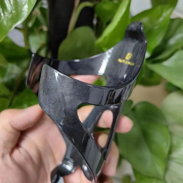 KOCEVLO Carbon Fiber Water Bottle Rack Mountain Bike Road Bike Water Bottle Rack Ultra Light Water Bottle Rack Glossy Black 241212