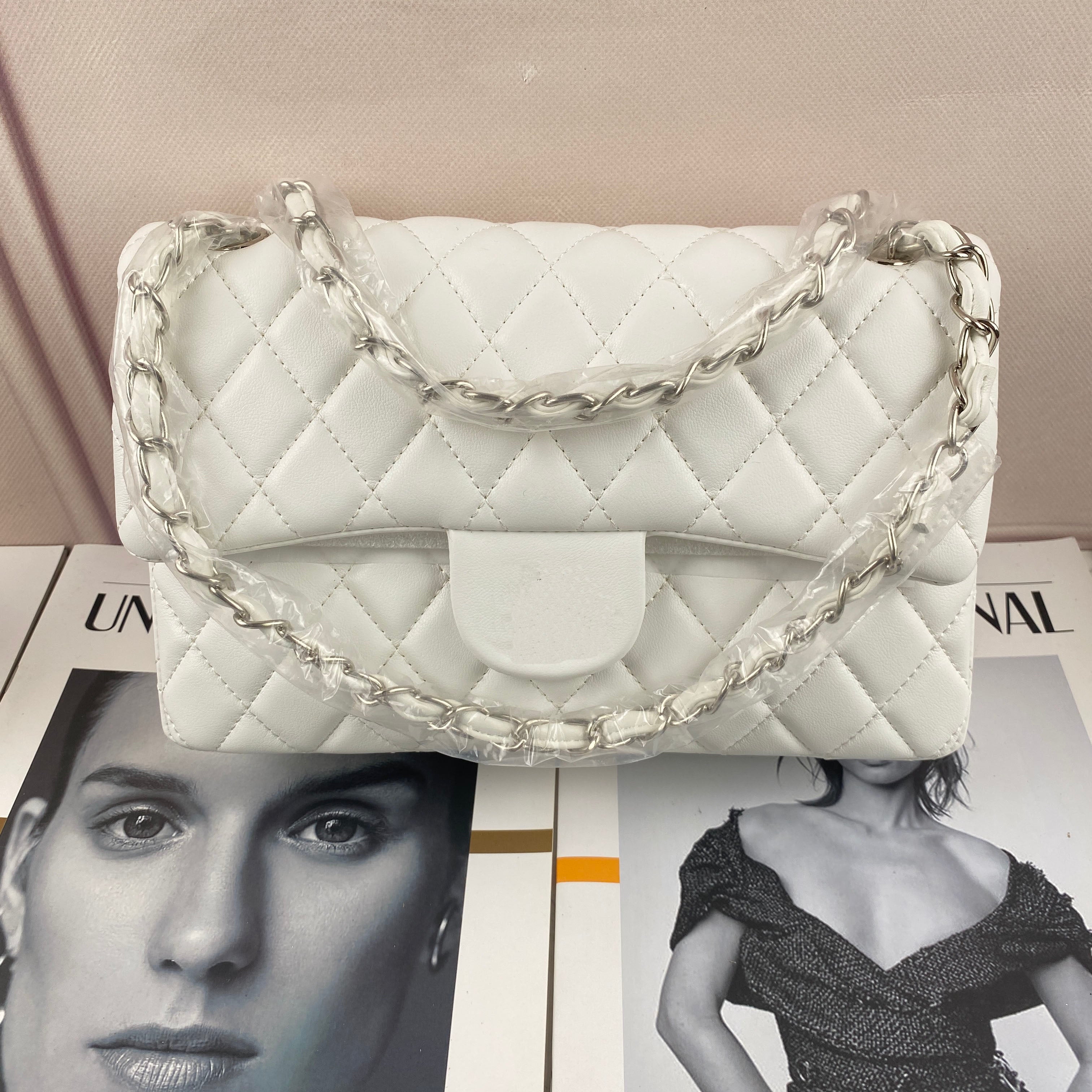 Designer Handbags Lingerie Shoulder Bags Luxury Large Capacity Underarm Bags Sheepskin Pattern Crossbody Bags Fashion Handbags Ladies Shoulder Bags