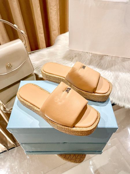 693128 slippers women autumn and winter home couples warm home plush wholesale cotton shoes Scuffs household products soft slippers Hot sell