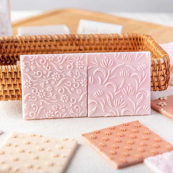 Happy Mothers Day Acrylic Cookie Cutter Stamp Embosser Flower Pattern Fondant Mould Biscuit Pastry Mould for Mathers Brithday 240729