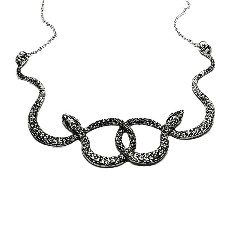 Halloween necklace horror scary gothic game necklace movie film science fiction animal necklace Cute Anime Movies Games Hard accessory L35