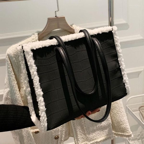 Evening Bags Lambswool PU Leather Shoulder Square Tote For Women 2023 Winter Womens Designer Zipper Handbag Trend Female Armpit Ba Fphd X240