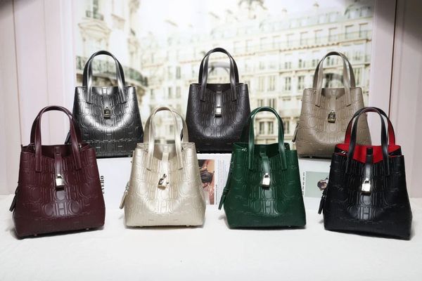 A Summer Hot Selg Pvc Material Transparent Women&#039;s Handbag, Shoulder Crossbody Bucket Bag, Medium Size For Daily Use