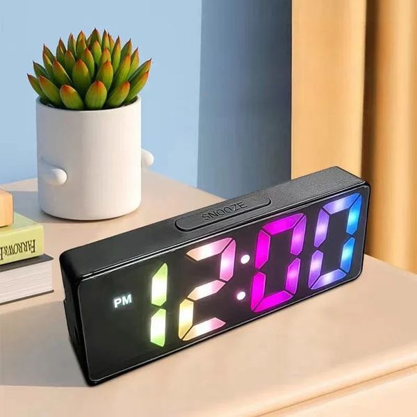 Voice Control Digital Alarm Clock Temperature Date 2 Display Mode Snooze Night Mode Table Clock USB Type-C Port 12-24H LED Clock 250207
