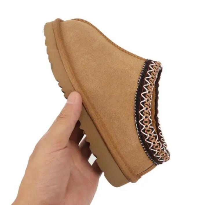 Mini Women&#039;s Classic Australian Style Teddy Bear Boots - Warm Kids Suede Booties for Infants and Youngsters Snow boots