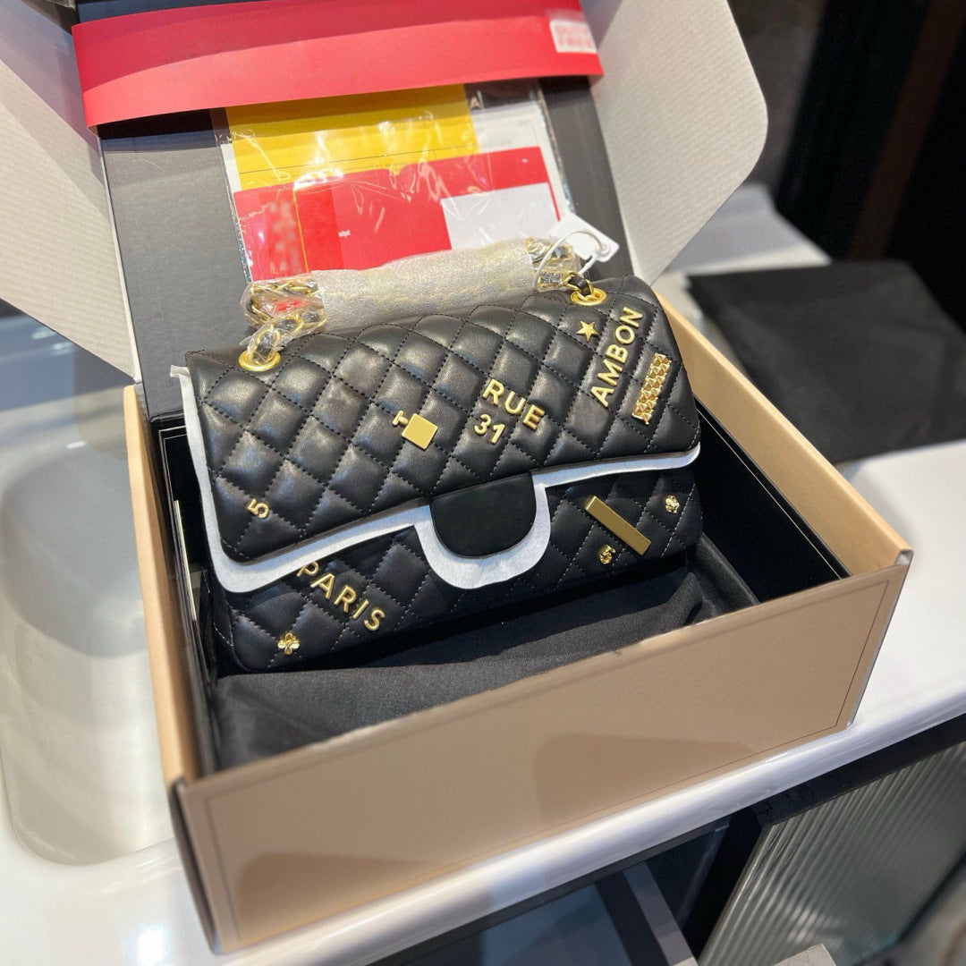 Vintage Badges Medium Cf Girls Designer Shoulder Bag Luxury Leather Quilted Plaid with Gold Buckle Hardware Cross Body Handbag Evening Clutch Purse