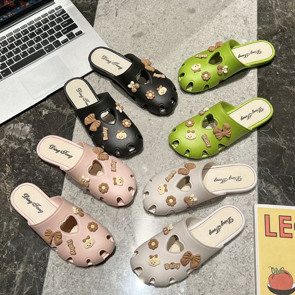 2025S Designer for Summer Outerwear Single Korean Edition Women Fashion Baotou collision Home Shoes Anti slip Soft Bottom Student Dormitory