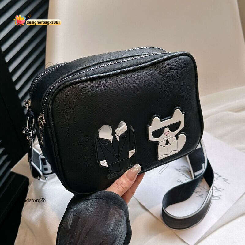 Sac Karl Langerfelds Bag Designer Bag Tote Bag Cartoon Shoulder Bag Small Square Bag Lafayette Camera Messenger Muimuubag Mcmpurses Loewehandbagbag