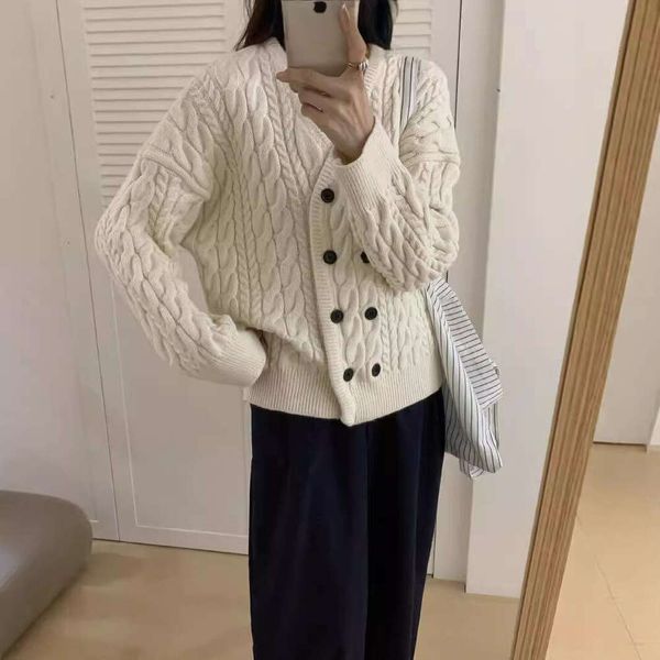 Double breasted Fried Dough Twists sweater coat women&#039;s 2024 new lazy wind loose autumn and winter V-neck knitting cardigan