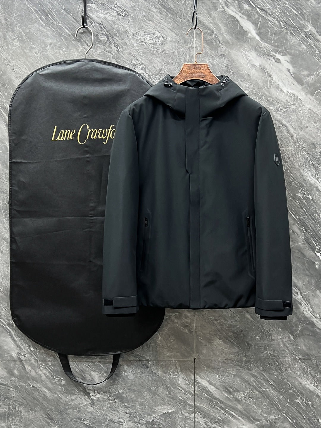 881791 Mens down jackets Stylist Coat Parka Classic Puffer Jacket Hooded Thick Down Coats Womens Feather Windproof Outerwear Removable hat Size M L