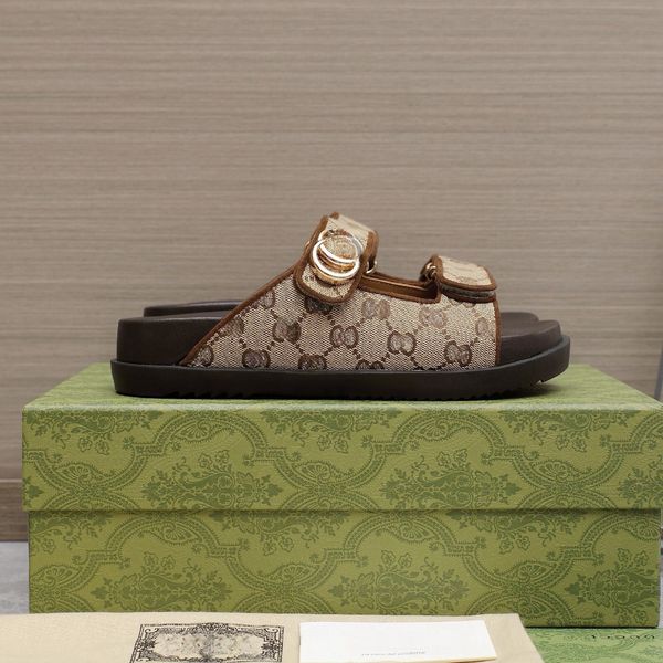 Bestselling Designers Clogs Luxury Slippers Slide Brand Women Lady Sandals Rubber Hollow Platform Flip Flops with Lnterlocking Scuffs G Love