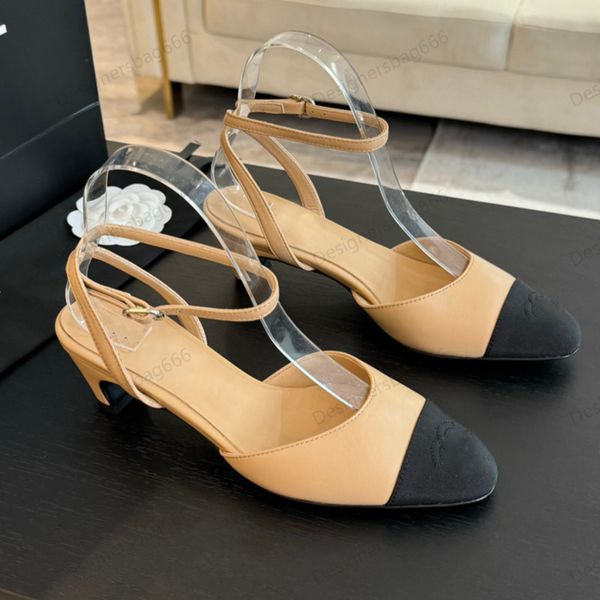2025 Salto de salto salto Sandal Classic Dress Shoes Ballet Flats Slip On Mules Slides Print Retro Chapé Sola Sandália