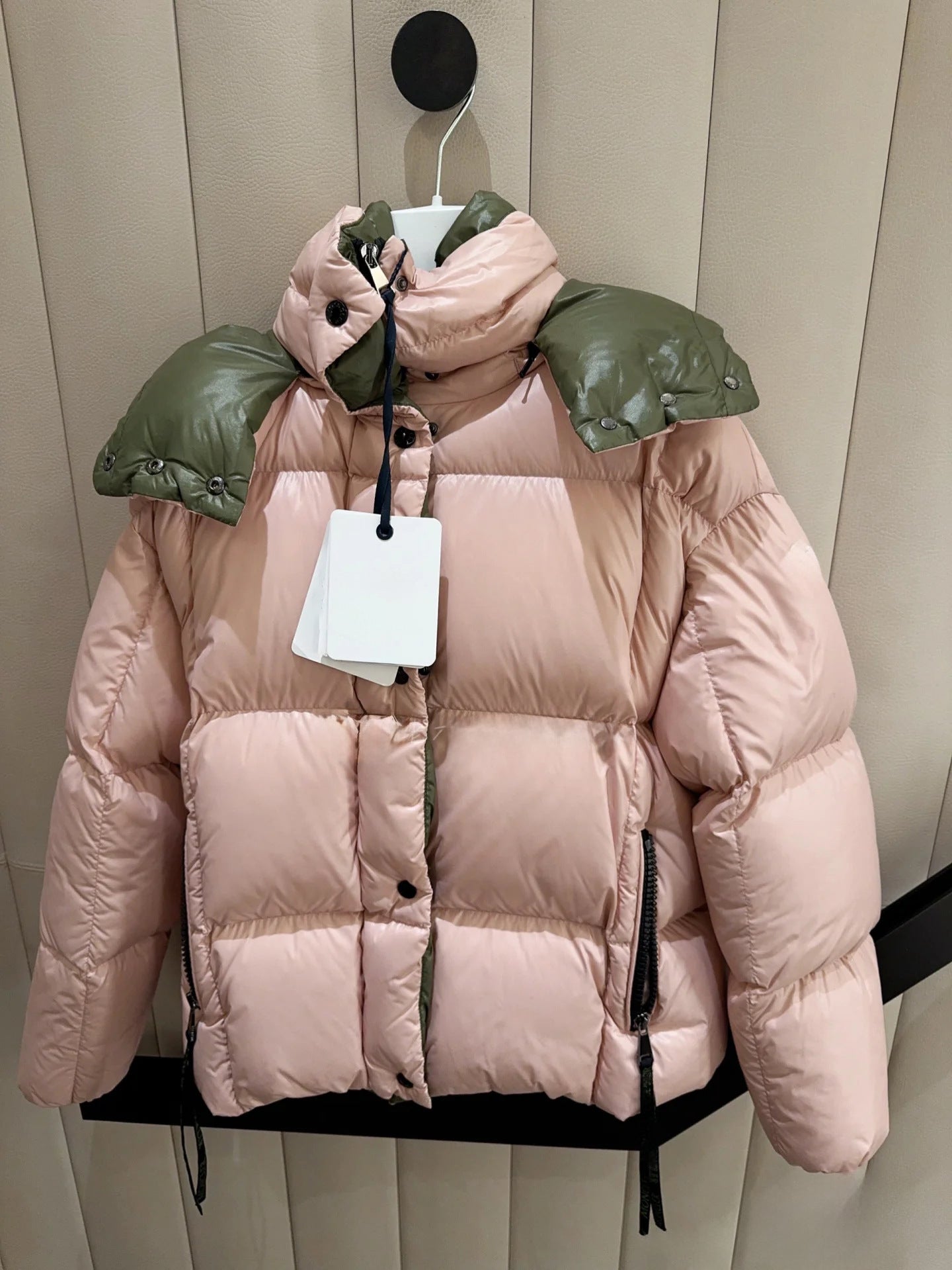 9ADesigner Women Jackets Puffer Coat Women M Ribbed zipper bread jacket hooded down jacket for women to keep warm