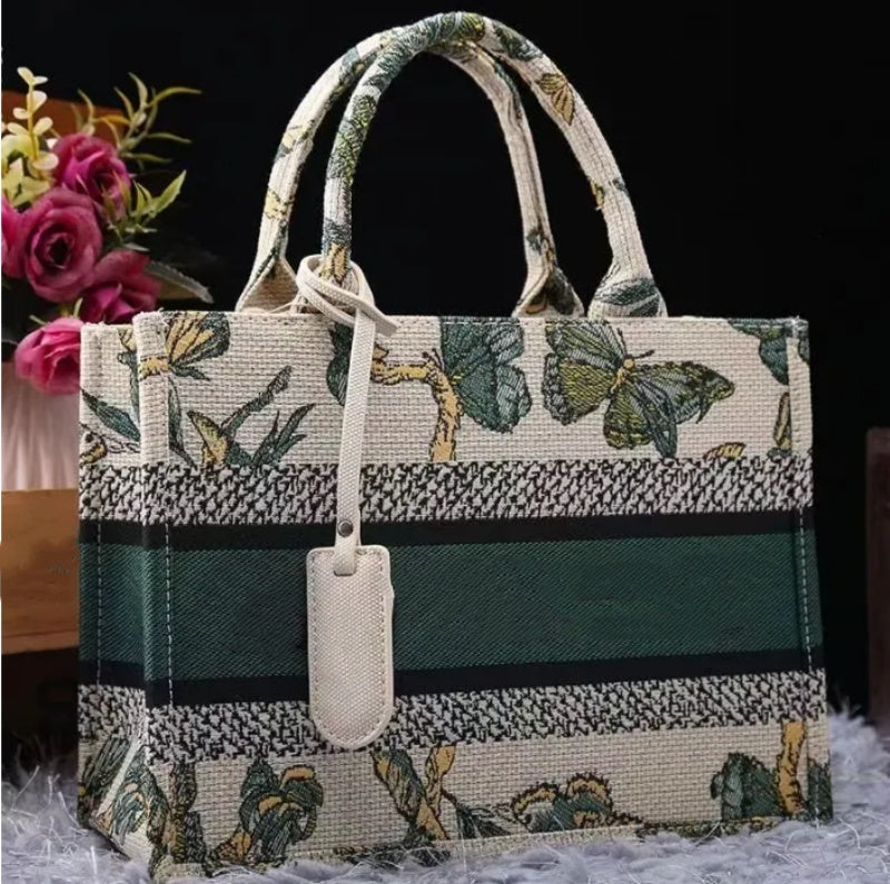 Women&#039;s embroidered handbag 3D Embroidered bag Shopping bag