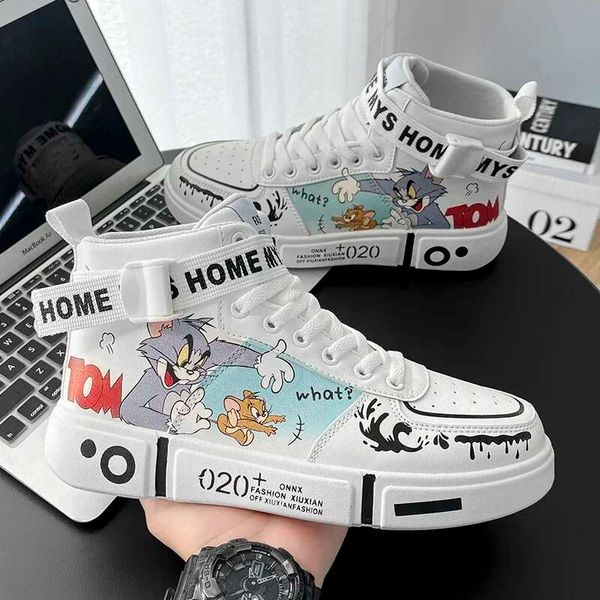 Mens Sneakers High-top Casual Canvas Couple Cute Sk ate for Girl Free Shipping Design Wo mens Skate board Shoes