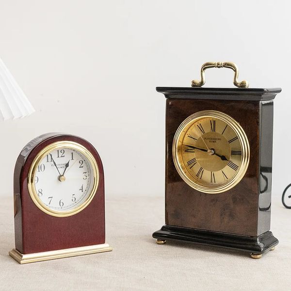 Retro solid wood baking varnish desktop clock Chinese style desktop clock Simple desktop decoration Silent modern creative desktop clock 241