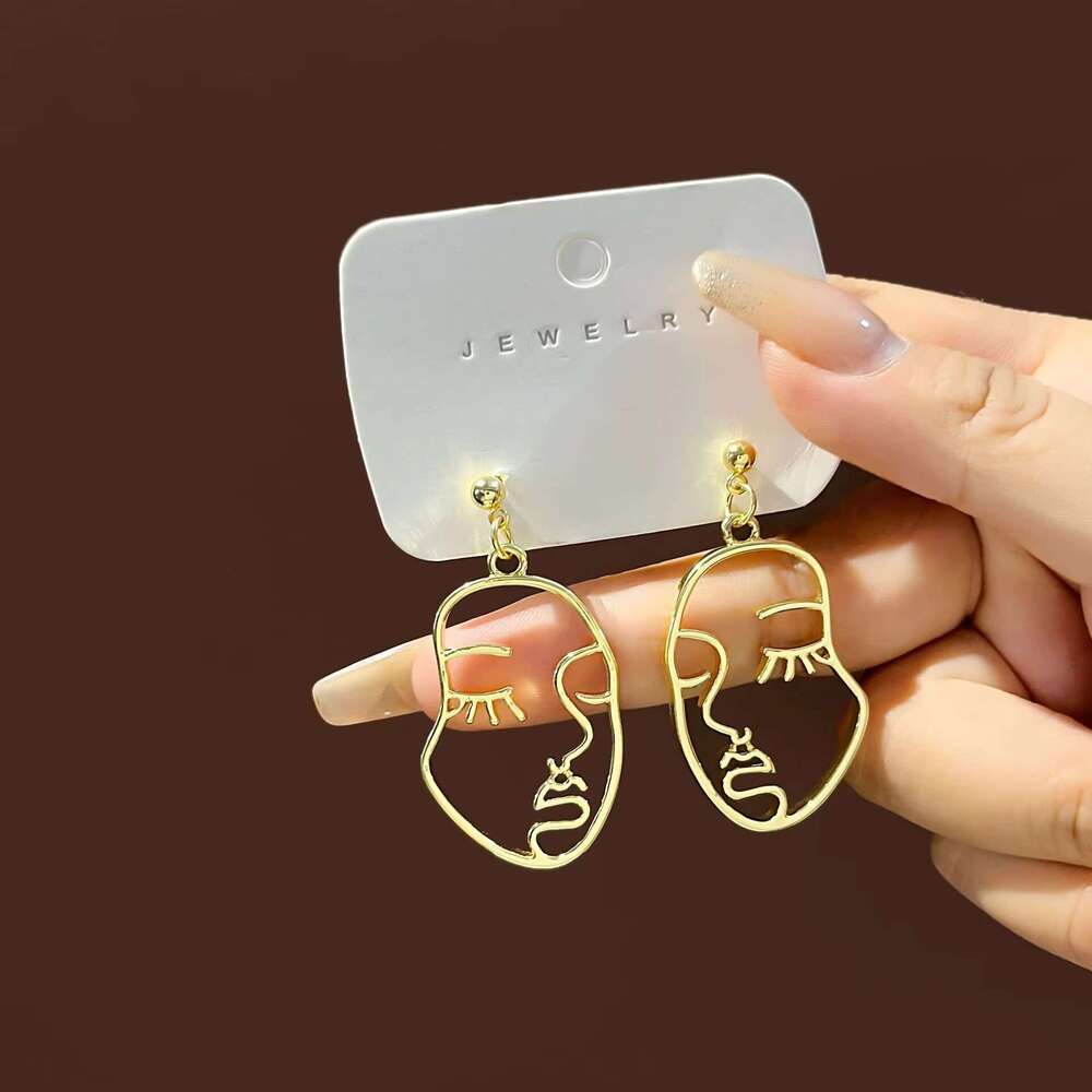 dhgadgets Women&#039;s sier turquoise feather pendant necklace, dream catcher net earrings