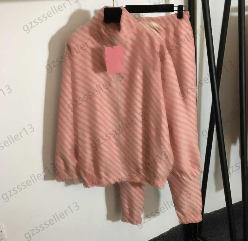 Womens Two Piece Tracksuit Letters Jacquard Embroidery Badge Stand-up Collar Zipper Jacket Elastic Waist Casual Trousers Profile Movement Style Wome