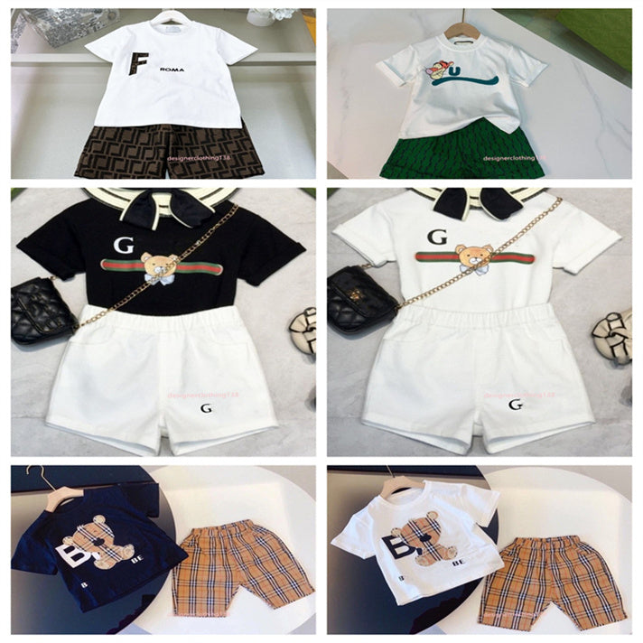 2025 new designer Baby Girls Boys Clothing set Children's casual clothing Summer Children's Holiday clothing Cartoon short sleeve cotton T