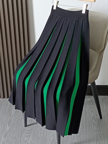 Skirts Women Autumn Winter Skirt Thick Knitting Color Temperament Tender Matching Big Hem Fashion Pleated Skirt D2099 230301