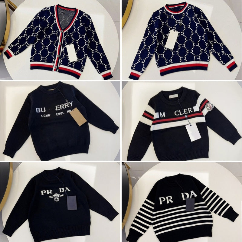 Designer sweater Cardigan Winter Warm Boys Girls knit hoodie Baby Hoodie Fashion letter hooded sweater Size 90cm-150cm D02