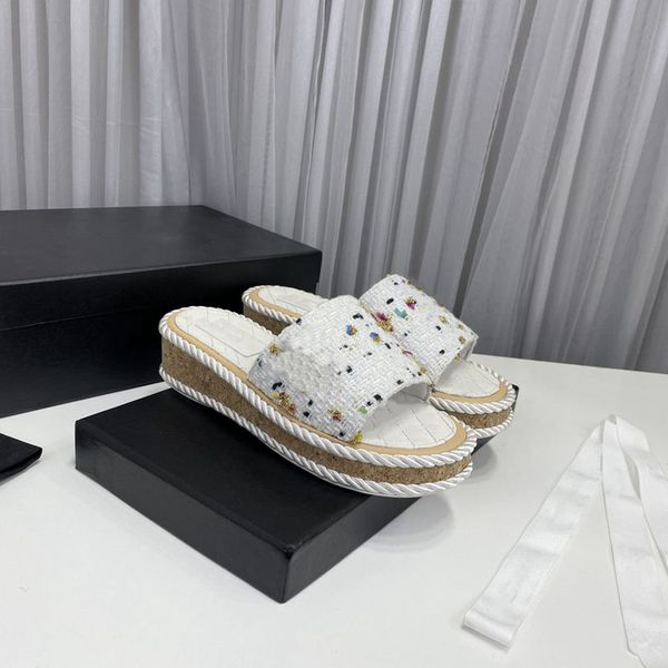 chanalShoes Thick Classic Womens Style Sandals Flower Sandals Flip Flops Beach Outdoor Girls Casual Shoes X571