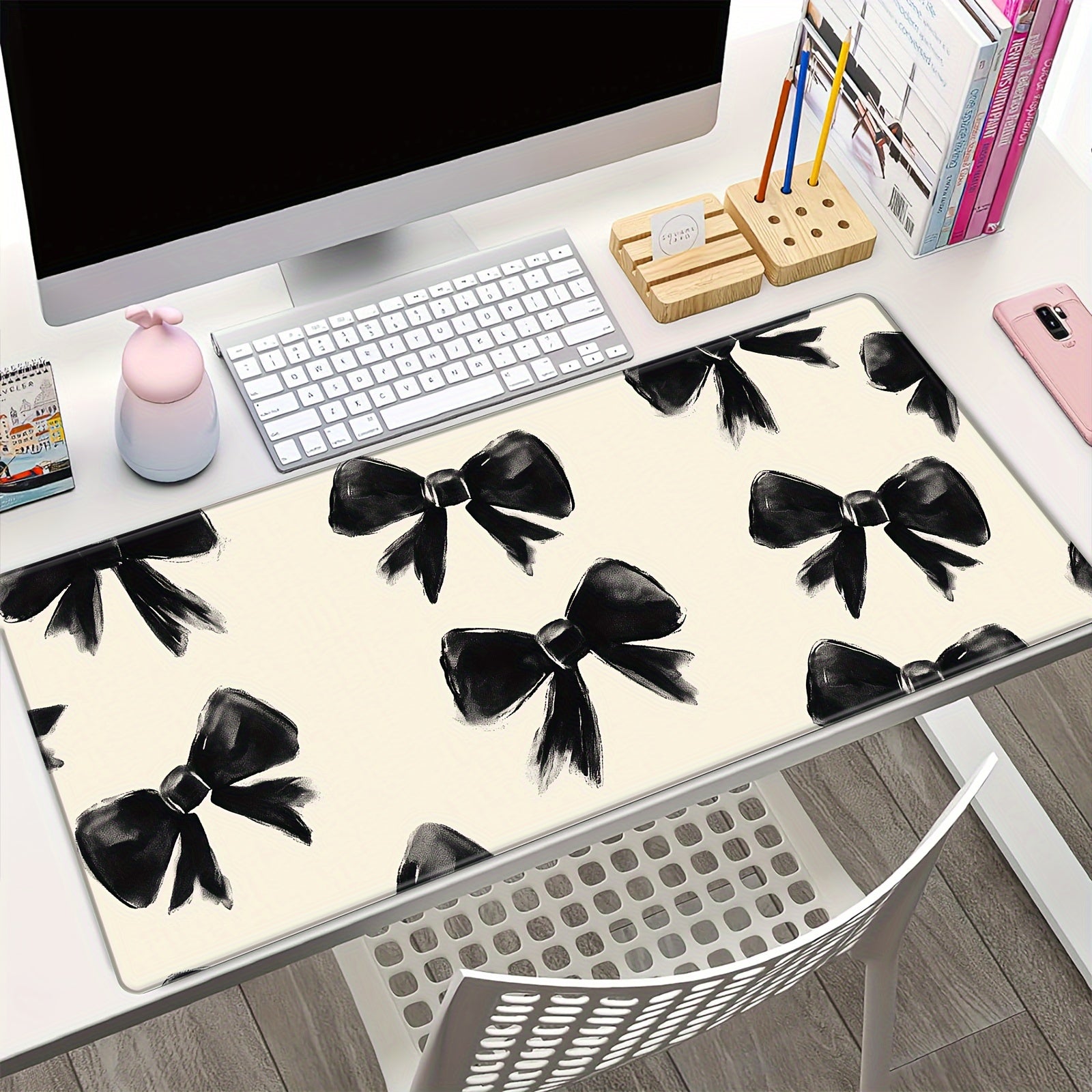 TEMU Pattern Extended Mouse Pad With Non-slip Rubber Base - Aesthetic Desk Mat For Gaming, Office, And Home Use, Ideal Birthday Gift For Women