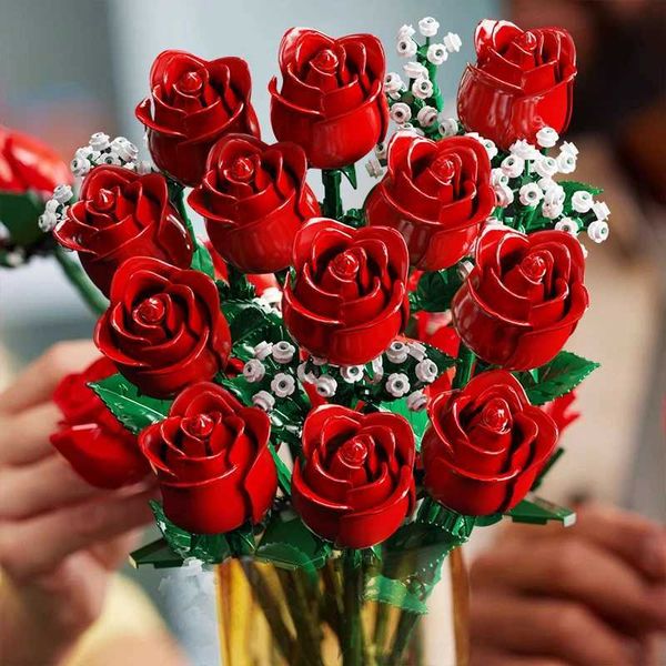 968pc Rantic Rantic Rose Flower Bouquet Blocks Creative HE Desk Plant Decoration Assemble Bricks Toys for Gifts Girls Lady Z250117