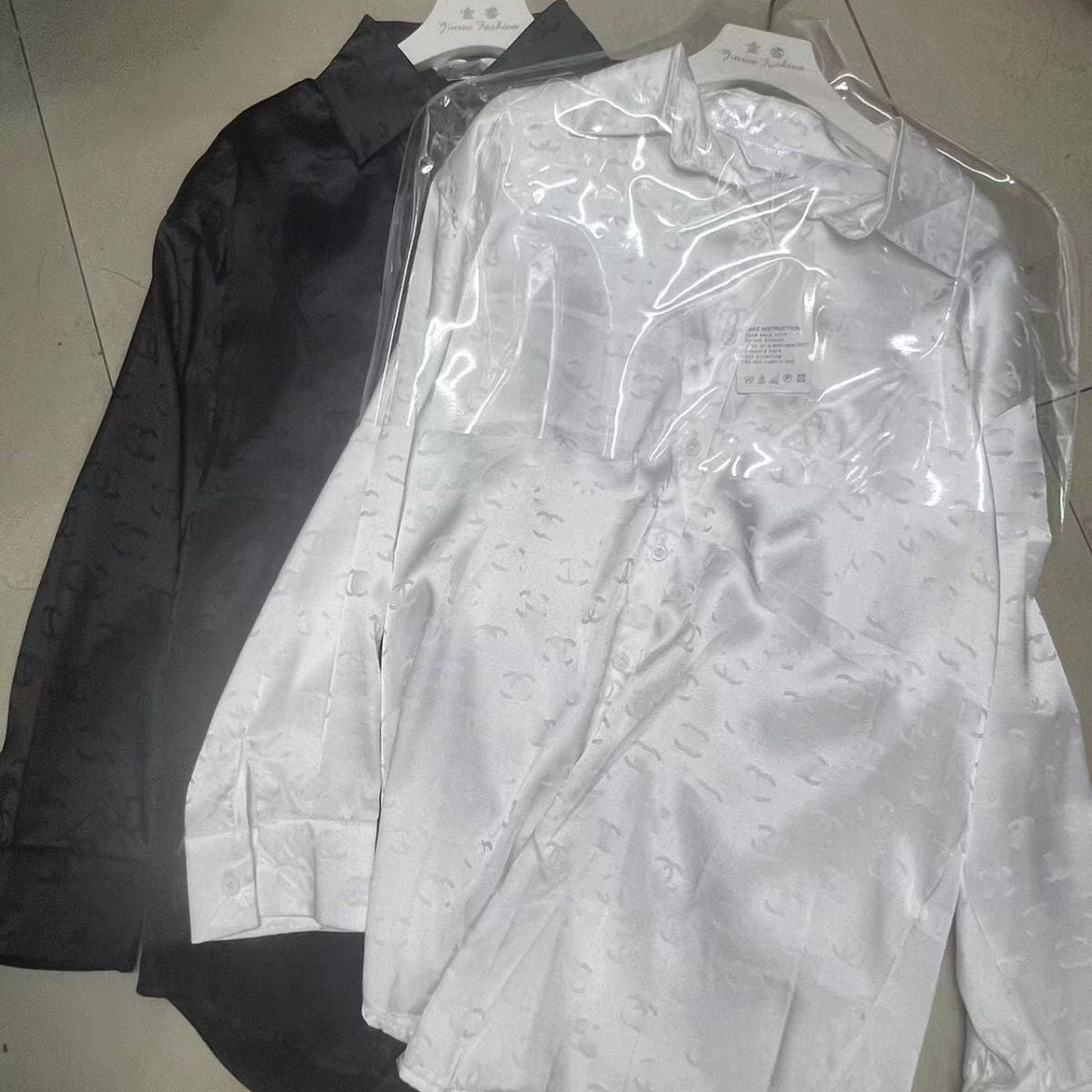 New design women&#039;s satin fabric loose turn down collar logo print glossy fabric shirt blouse