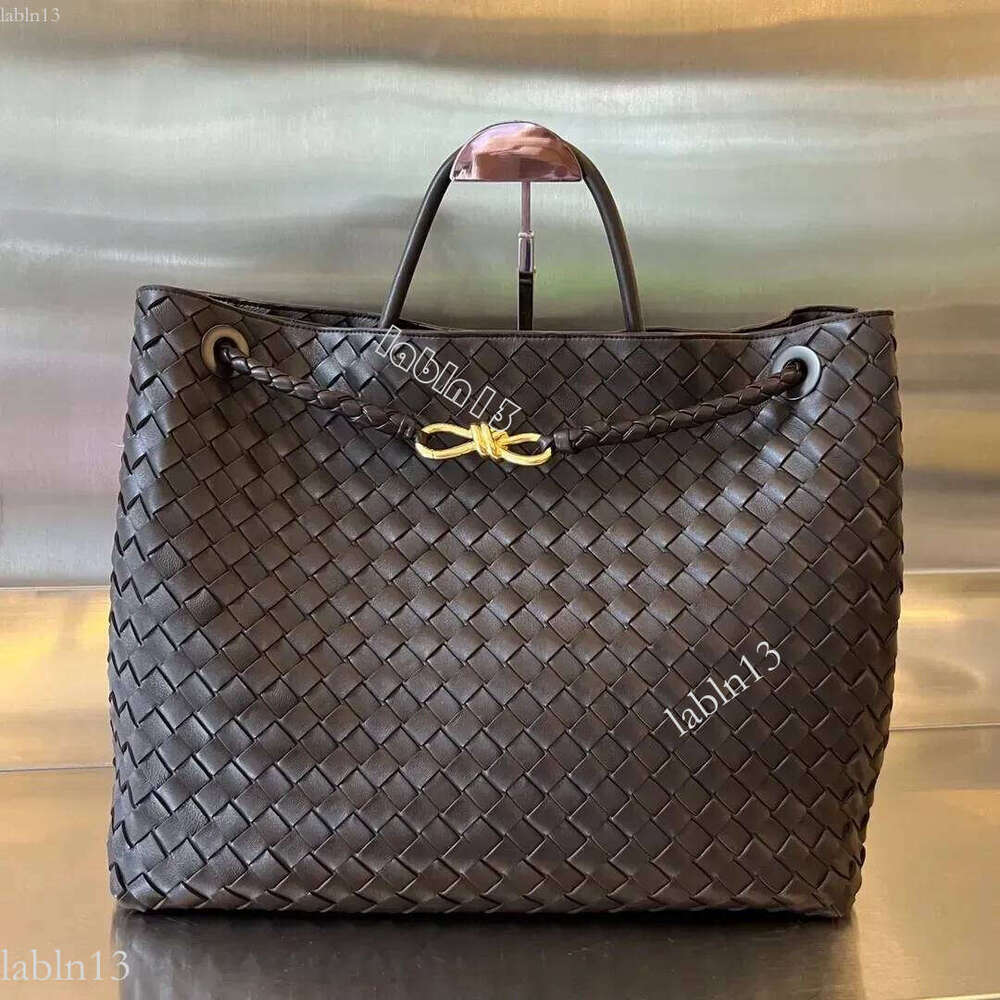 Designer andiamo bag Knitting Woven Top handle bag Large Brown Suede bv Tote Bag Handbag Crocodile leather with signature knot detail and sliding cr