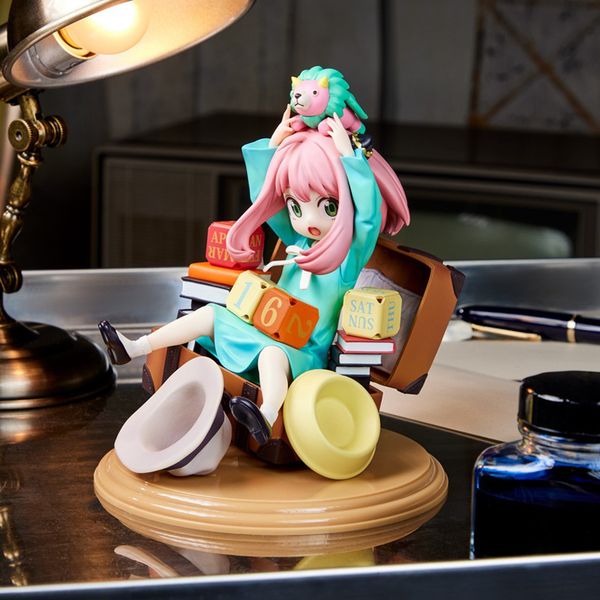 Novelty Games Spy X Family Anya Forger Anime Figures Loid Yor Twilight Wakuwaku Figurine Bond Dog Ornament Doll Model Toy 15cm Decoration