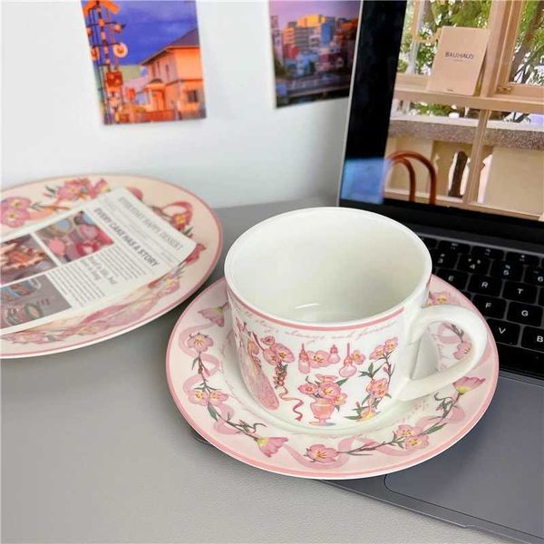 Vintage cup and sauce set he drinks coffee dessert plate French elegant girl skin printed ceramic teacup Y241214