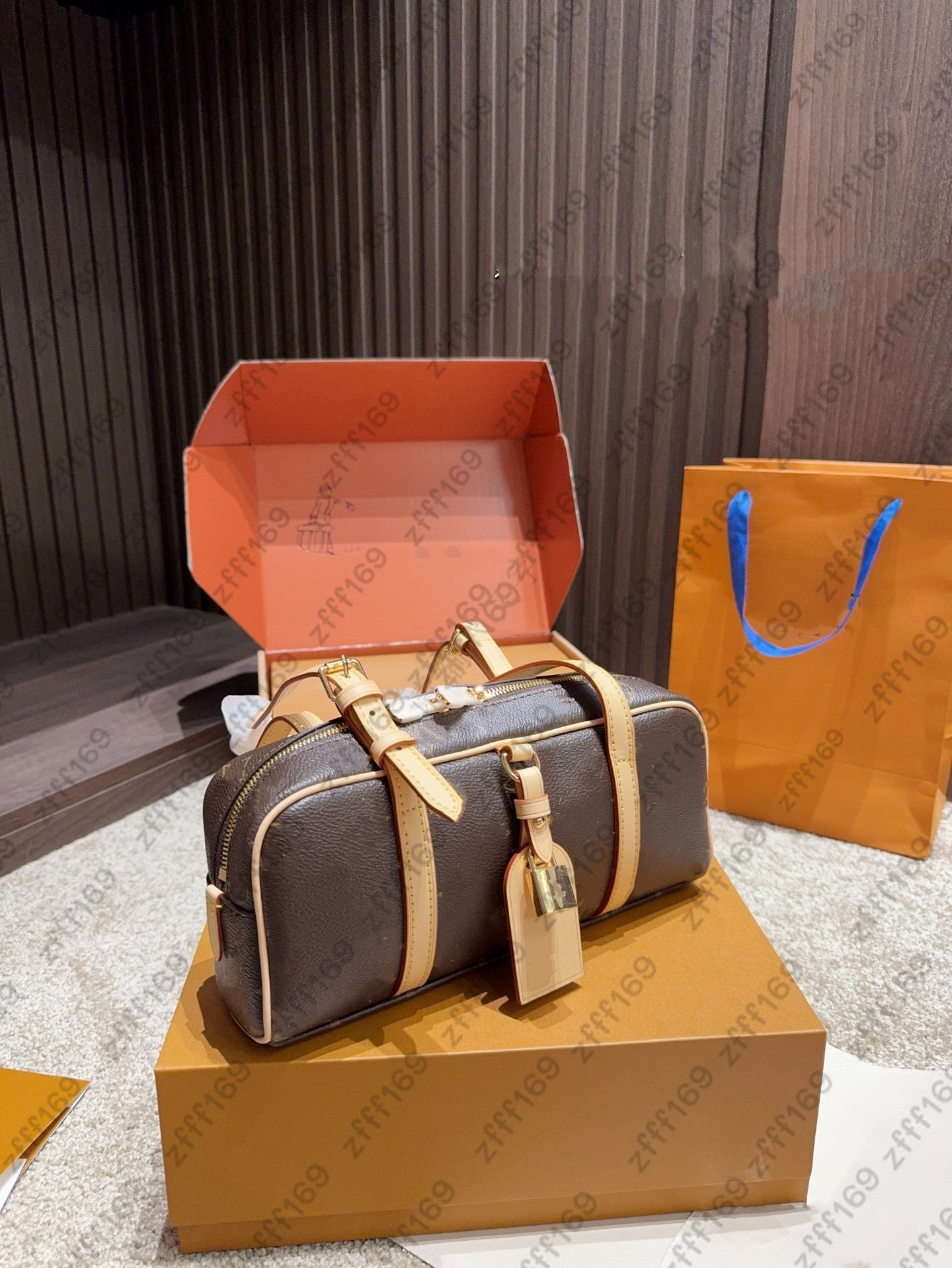 Designer women NANO SPEEDYSS hangon handbag bag mini Love pillow handbag high quality Shoulder crossbody bags Clutch wallet Hobo purses ladies messe