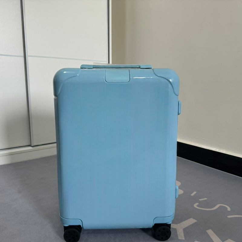 Designer luggage Smooth Rolling Wheels a Sturdy Top Handle Sleek Minimalist Design carry-on suitcase travel suitcase