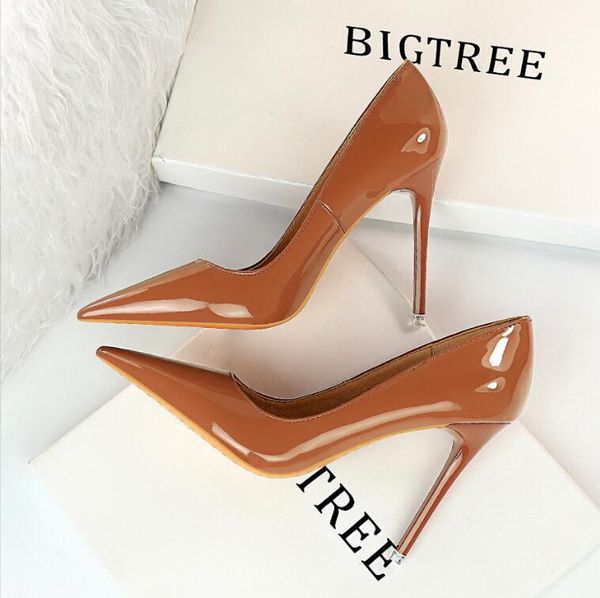 9511-6 fashionable and minimalist slim heels ultra-high heels glossy patent leather shallow mouth pointed single shoe