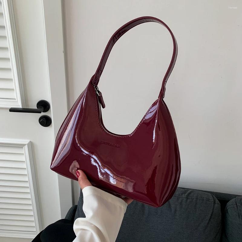 Totes Designer Retro Wine Red Shoulder Bags For Women&#039;s Patent Leather Fashion Crescent Bag 2025 French Small Handbag Ladies