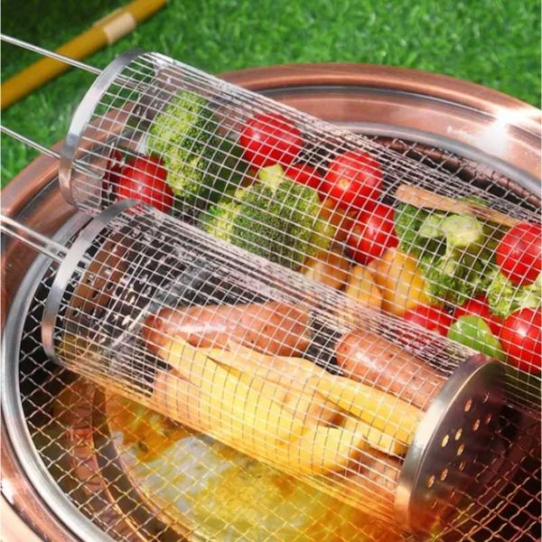 Portable stainless steel barbecue cage barbecue basket picnic cookware outdoor circular barbecue wildfire grid rolling barbecue basketX24071