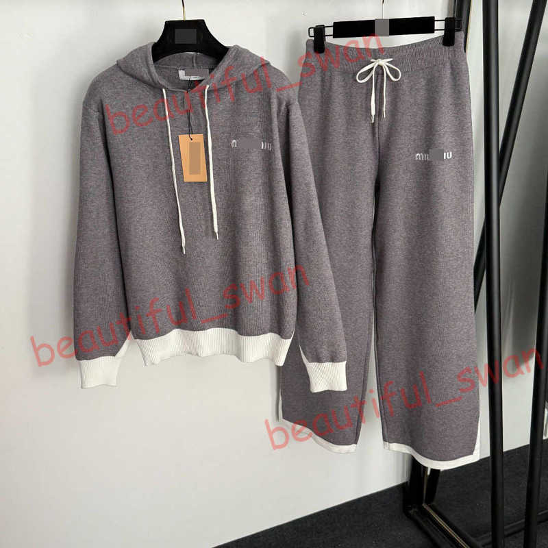 Designer Women&#039;s Tracksuits 25 New Knitted Set Embroidered Letters Hooded Color Block Pullover Knitted Sweatshirt High Waist Straight Leg Pants