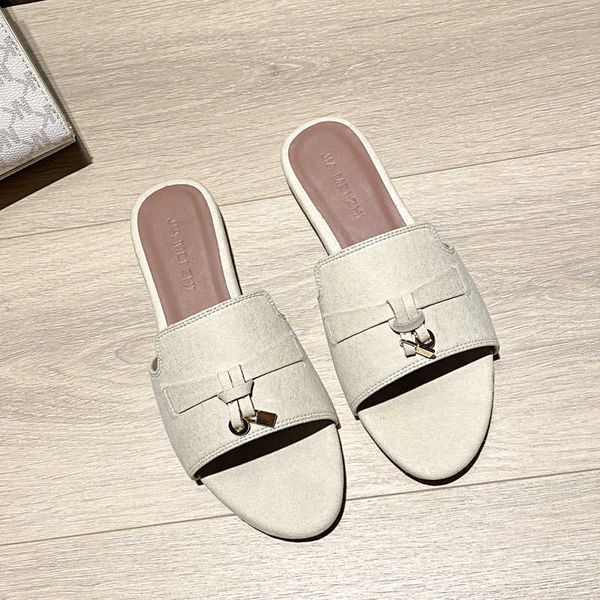 Designer -Sandals Flat Bottom Outerwear Cowhide Suede Half Tug Lazy Person Open Toe One Word Cool Trawl Net Red Comfortable Large