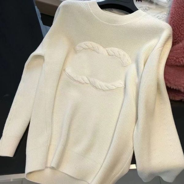 New womens pullover white Korean sweatshirt versatile for autumn and winter lazy style womens sweater loose fit for outerwear X250114