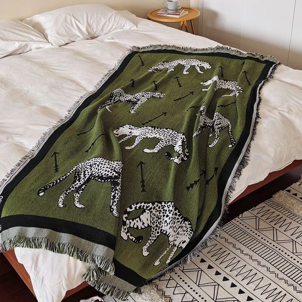 Wild Cheetah Throw Blanket for Home Decor and Outdoor Activities Bed Plaid Blankets Throws Sofa Bedspread cover 241210