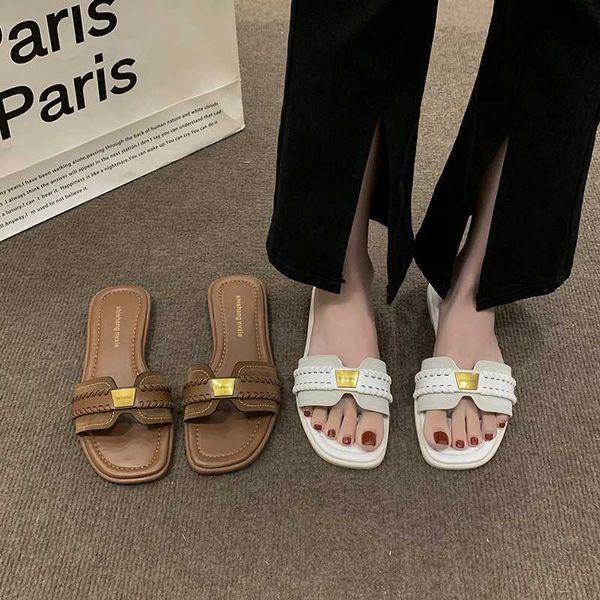 Slippers Slipper Womens Summer New Pattern Maya Style Flip Explosion Fashion Everything Flat Shoes Womens Sandals J241123