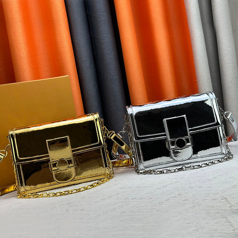 New Messenger Flip Handbag, Women&#039;s Single-Shoulder Fashionable Chain Crossbody Bag, Mirror-Reflective Leather Shell, Luxurious Underarm Bag