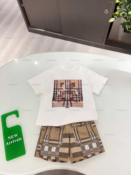 New baby T-shirt set Summer tracksuits Animal print boys girls Short sleeved suit kids designer clothes Doll bear print t shirt and shorts