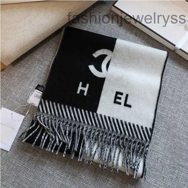 New top Women Man Designer Scarf fashion brand 100% Cashmere Scarves For Winter Womens and mens Long Wraps Size 180x30cm Christmas gift B668
