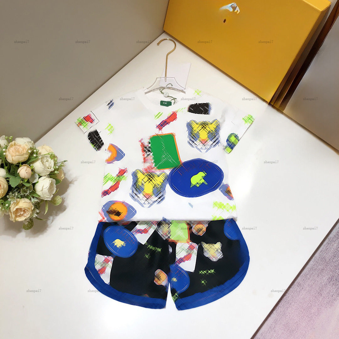 Top baby T-shirt set Colorful pattern printing boys girls tracksuits kids designer clothes Summer Short sleeve and shorts A151X05N035